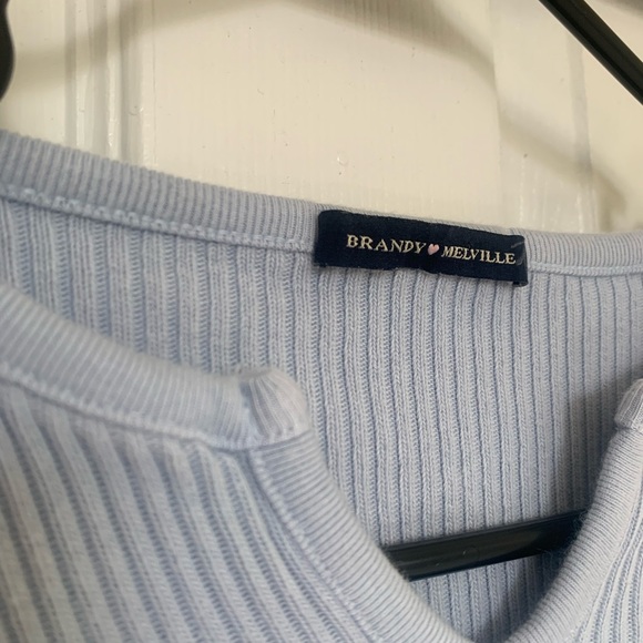 Ribbed Brandy Melville long sleeve crop top. - Picture 4 of 5